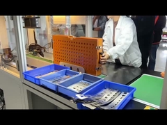 Lithiumbatterie acht Achsen doppelseitige Punktschweißmaschine