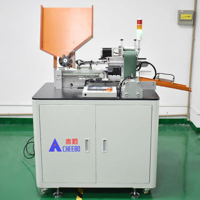 kaufen Zylindrische automatische Batterie-Aufklebermaschine 18650 Lithium-Ionen-Batterie-Aufklebermaschine online manufacture